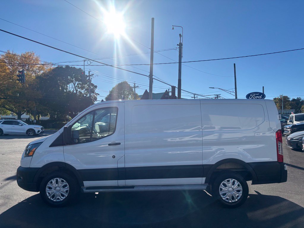 Used 2025 Ford Transit 250 Low Roof w/ Exterior Upgrade Package RWD image 2