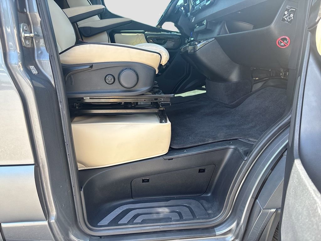 Used 2022 Mercedes-Benz Sprinter 2500 image 41