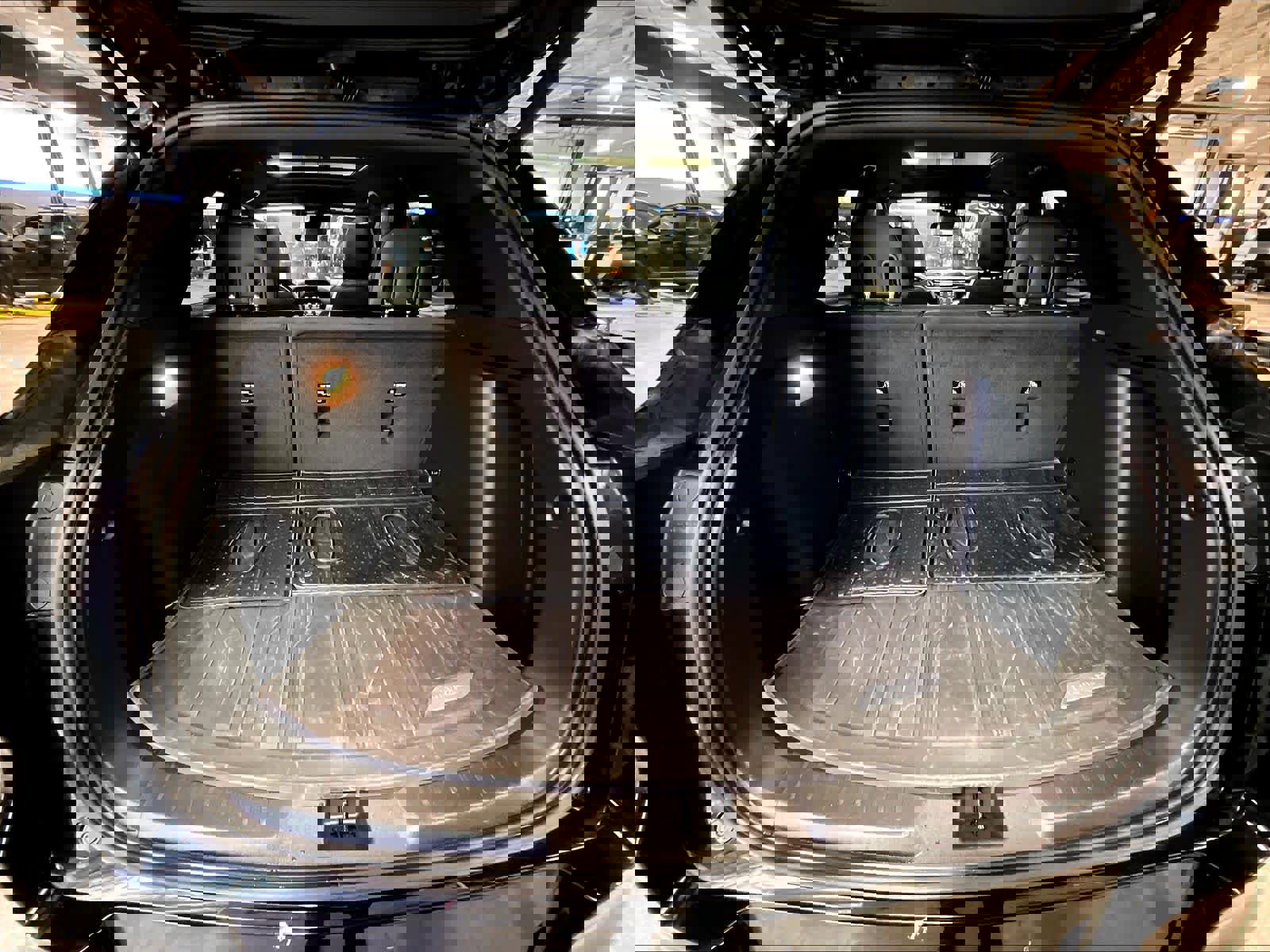 Used 2023 Chevrolet TrailBlazer RS w/ Sun and Liftgate Package image 17