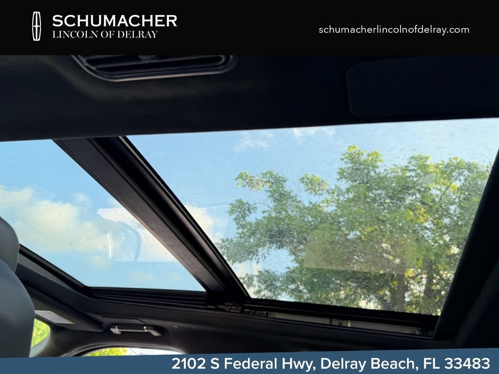 New 2026 Lincoln Navigator L Black Label AWD/4WD image 12