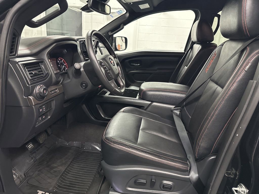 Used 2020 Nissan Titan PRO-4X w/ Pro-4x Convenience Package image 20
