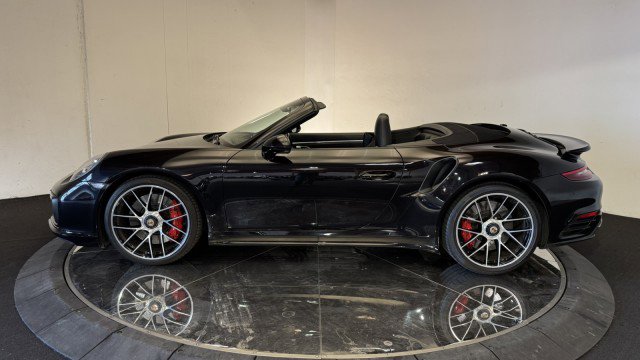 Used 2019 Porsche 911 Turbo image 26