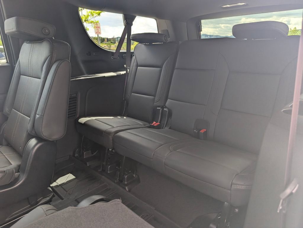 Used 2026 Chevrolet Suburban High Country w/ Sun And Tow Package AWD/4WD image 20