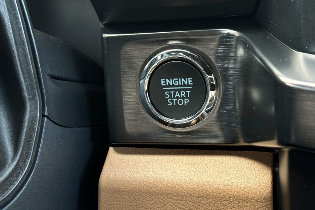 New 2026 Ford F350 Lariat w/ Lariat Premium Package AWD/4WD image 16