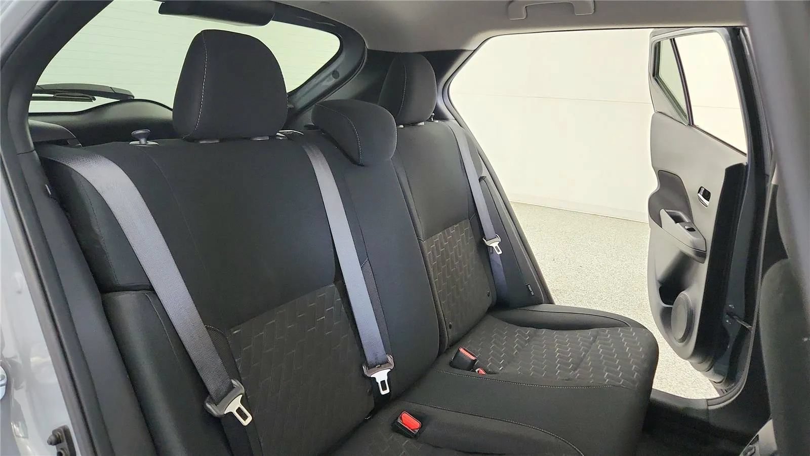Used 2024 Nissan Kicks SV FWD image 36