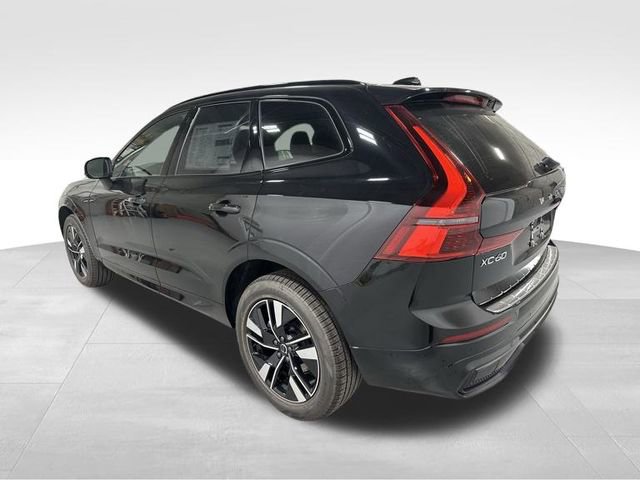 New 2026 Volvo XC60 B5 Plus w/ Protection Package Premier AWD/4WD image 8
