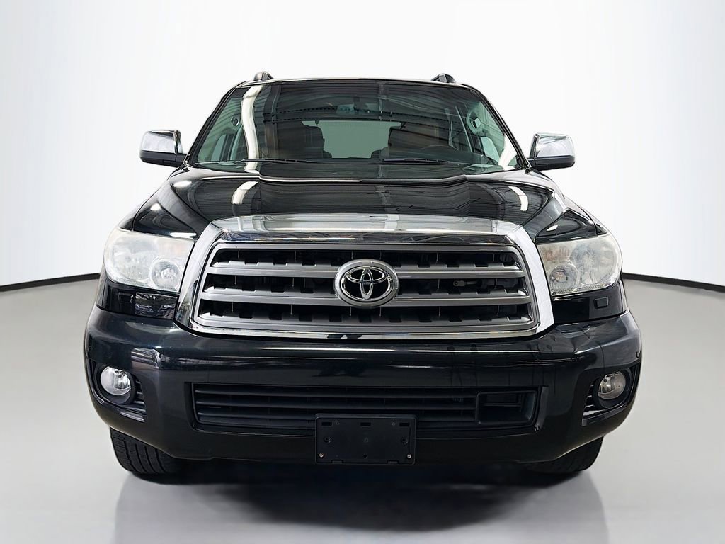 Used 2016 Toyota Sequoia Platinum image 2