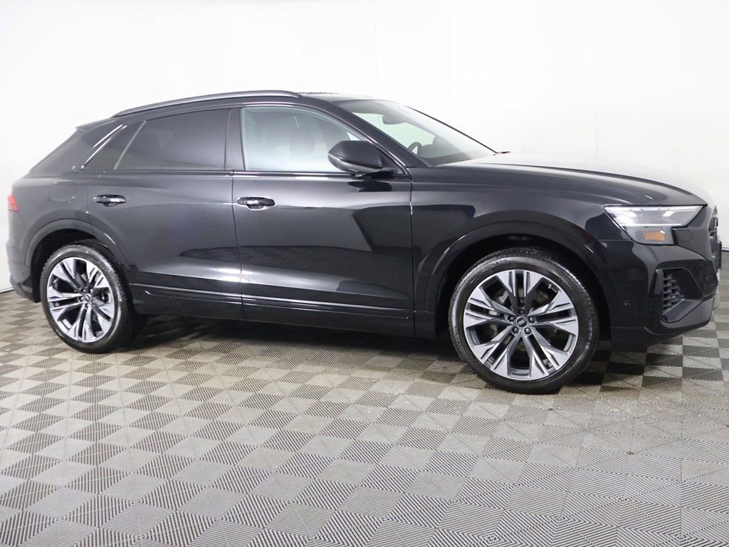 Used 2024 Audi Q8 Premium w/ Black Optic Package image 20