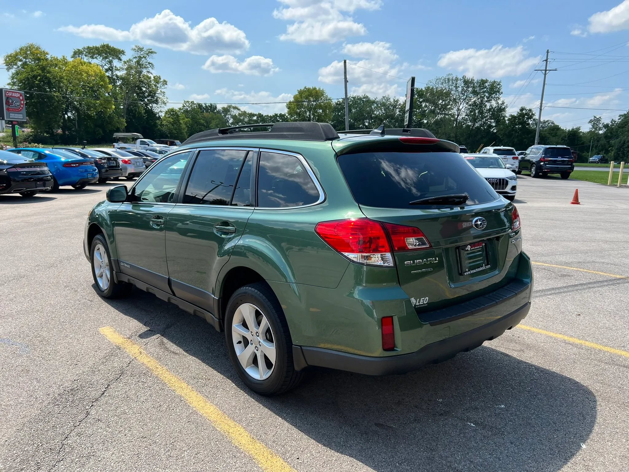 Used 2014 Subaru Outback 2.5i Premium w/ Popular Package #1B AWD/4WD image 7
