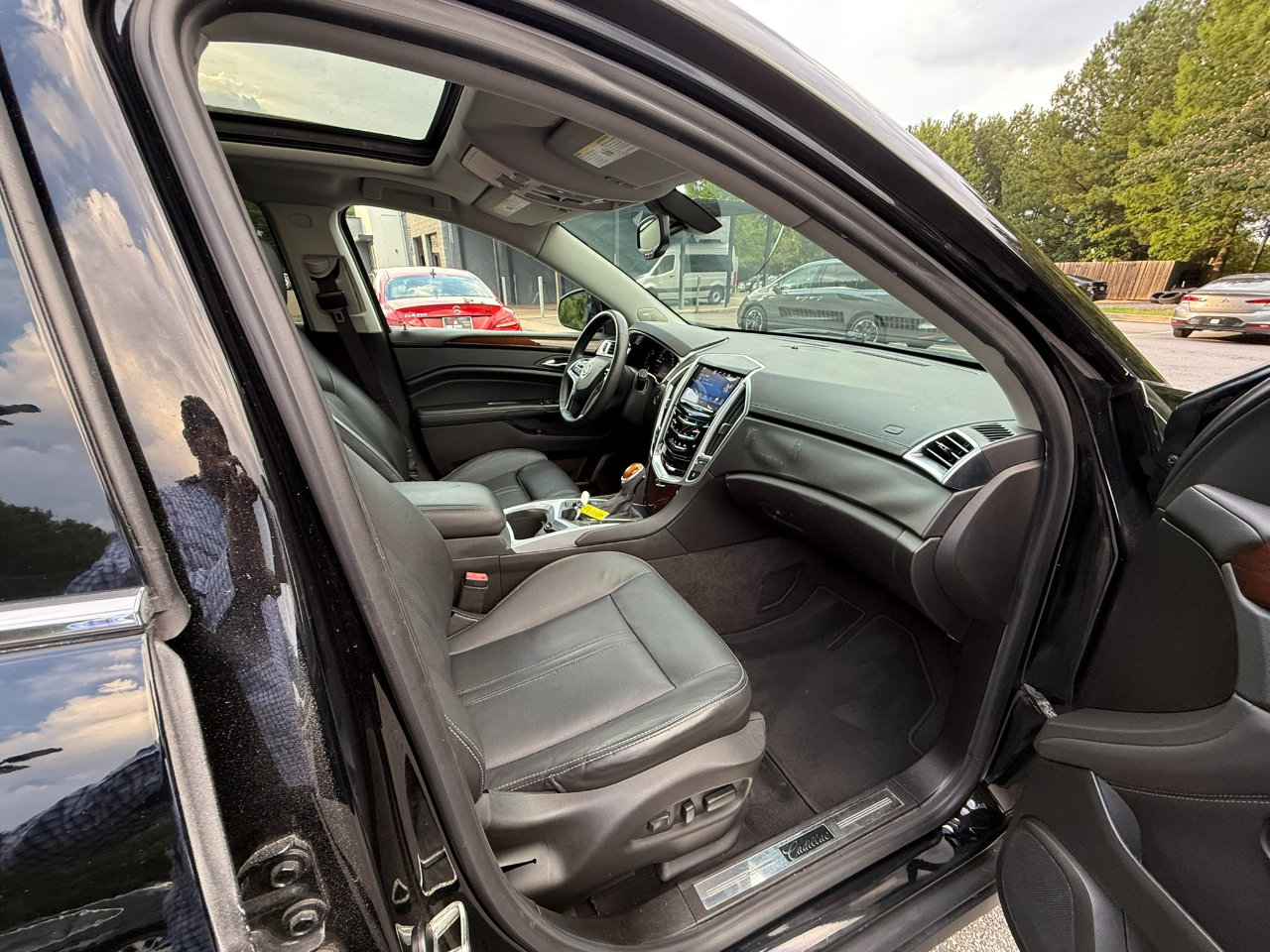 Used 2016 Cadillac SRX Luxury image 14