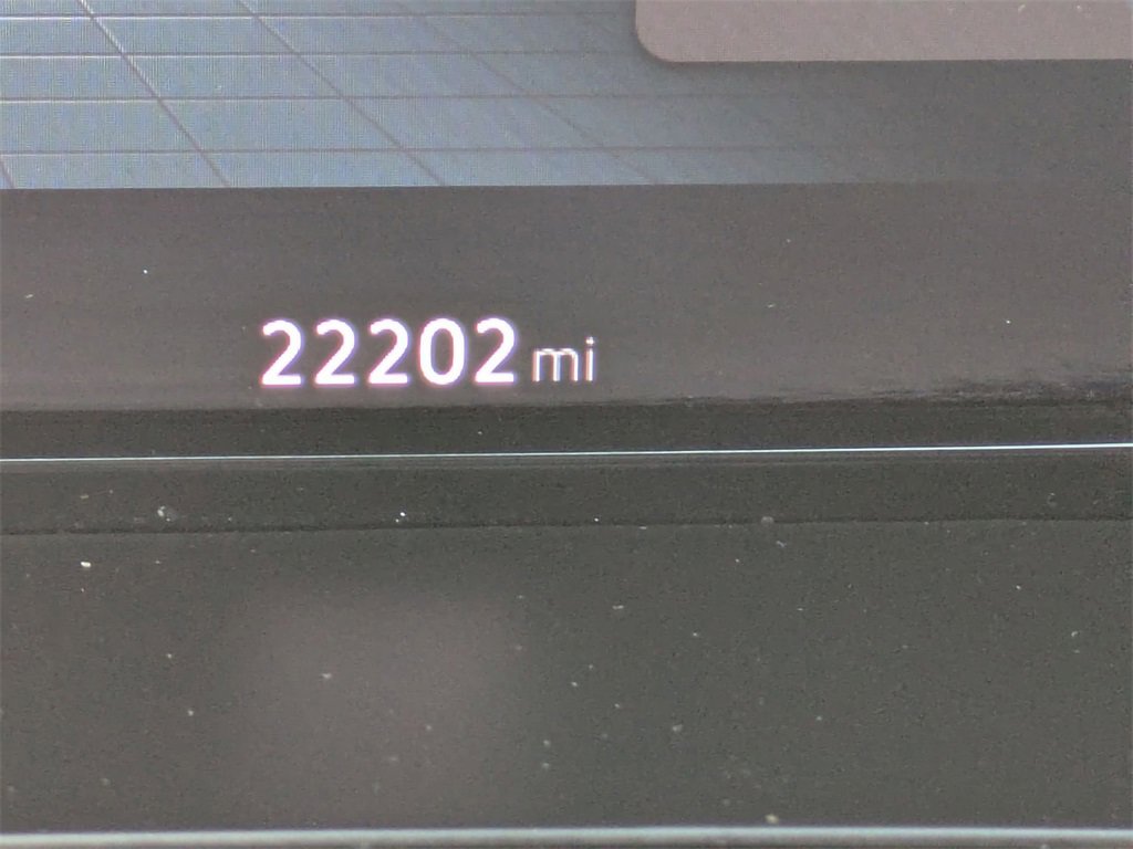 Used 2025 Volkswagen Atlas Cross Sport SE image 16