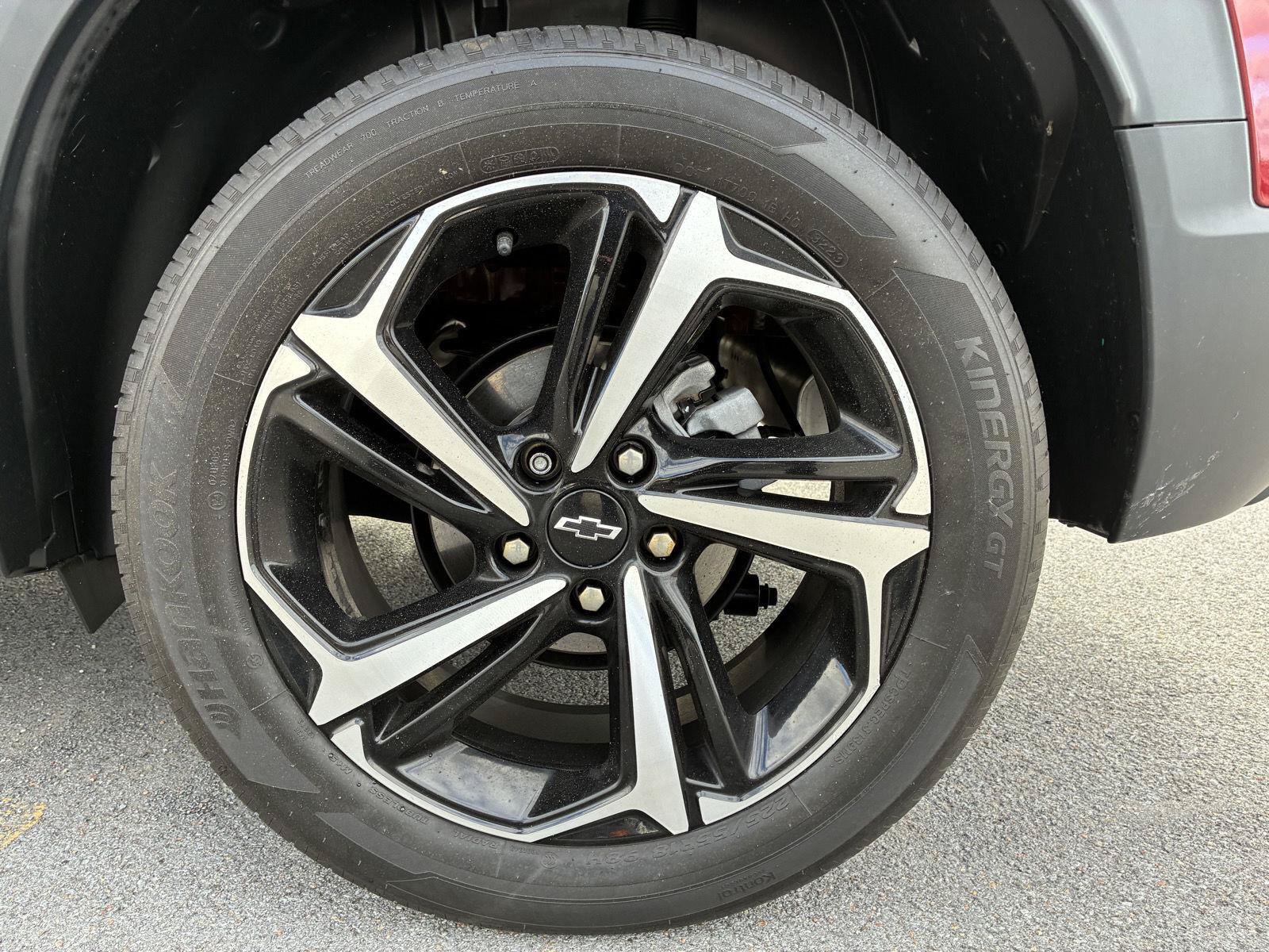 Used 2023 Chevrolet TrailBlazer RS w/ Convenience Package AWD/4WD image 34