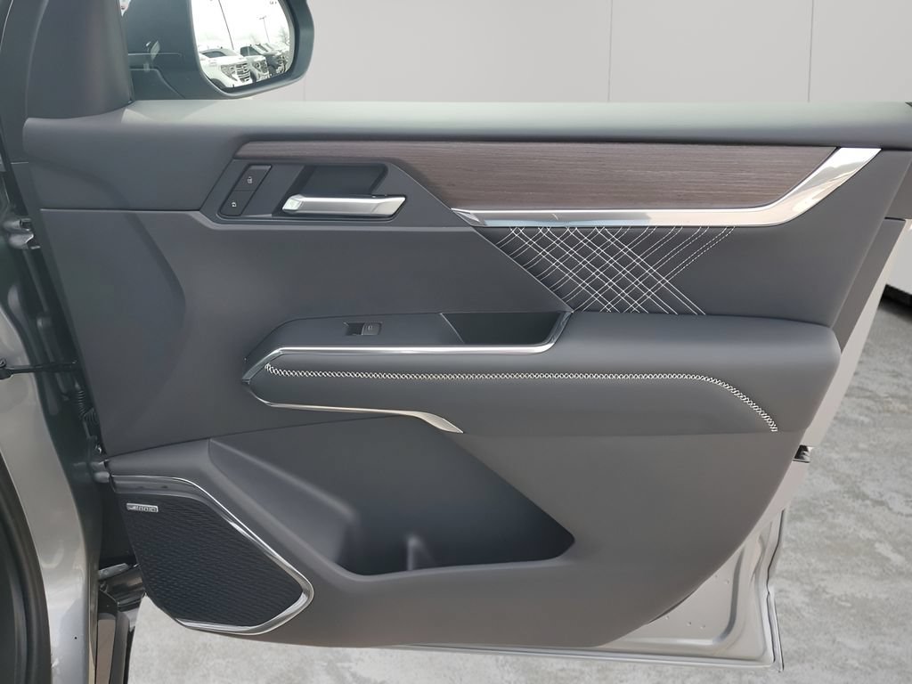 New 2026 GMC Acadia Denali w/ Super Cruise Package FWD image 15