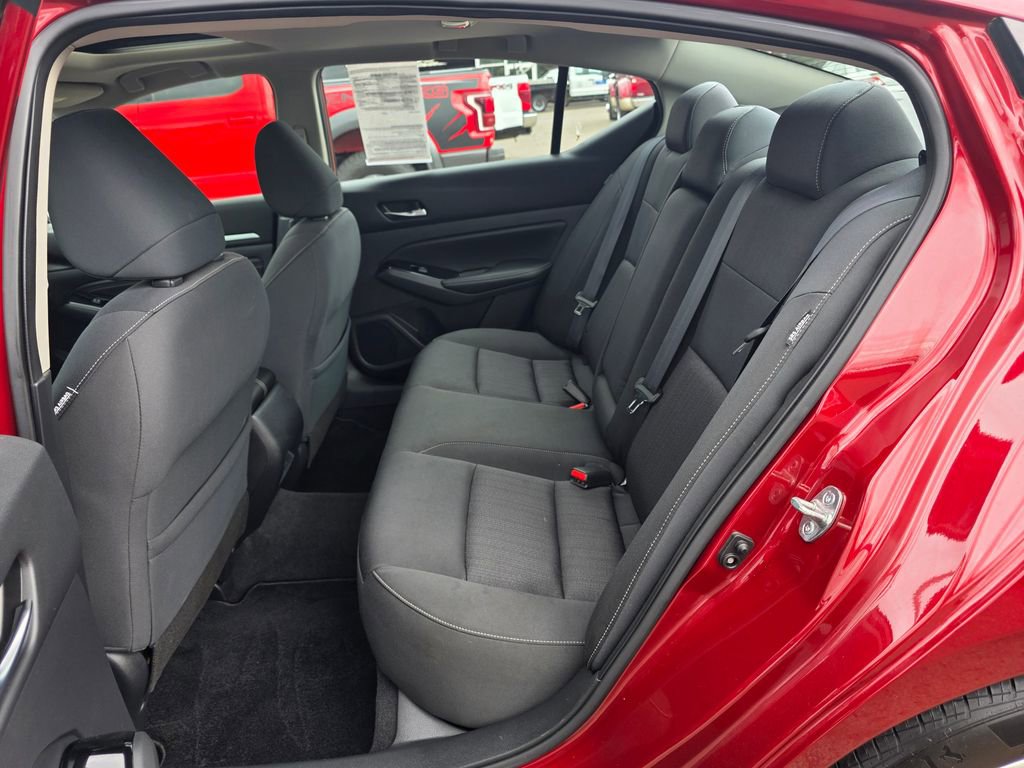 Used 2021 Nissan Altima 2.5 SV w/ SV Premium Package FWD image 10