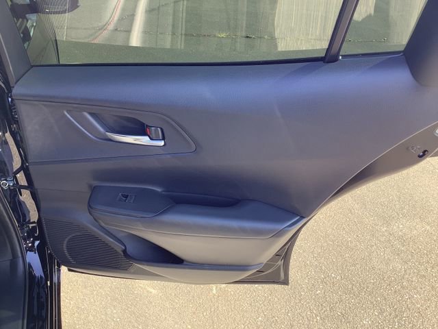 Used 2025 Toyota Prius XSE image 33