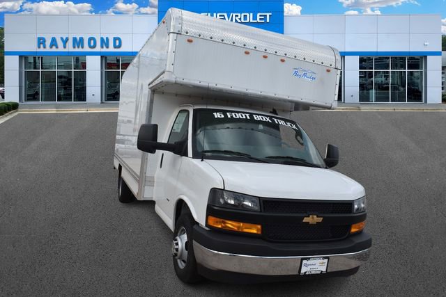 New 2025 Chevrolet Express 3500 w/ Power Convenience Package image 10