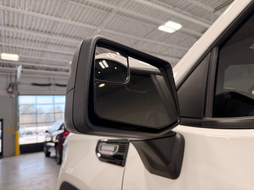 Used 2024 GMC Sierra 1500 Elevation AWD/4WD image 16