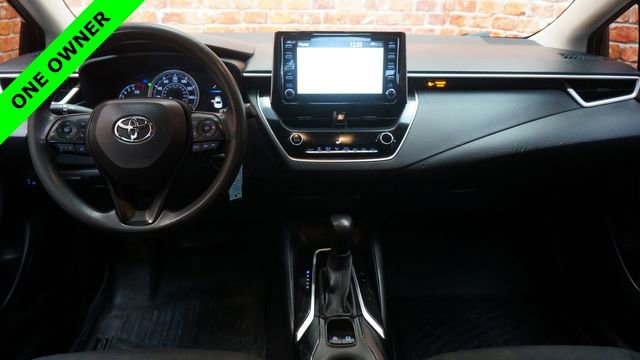 Used 2020 Toyota Corolla LE FWD image 11
