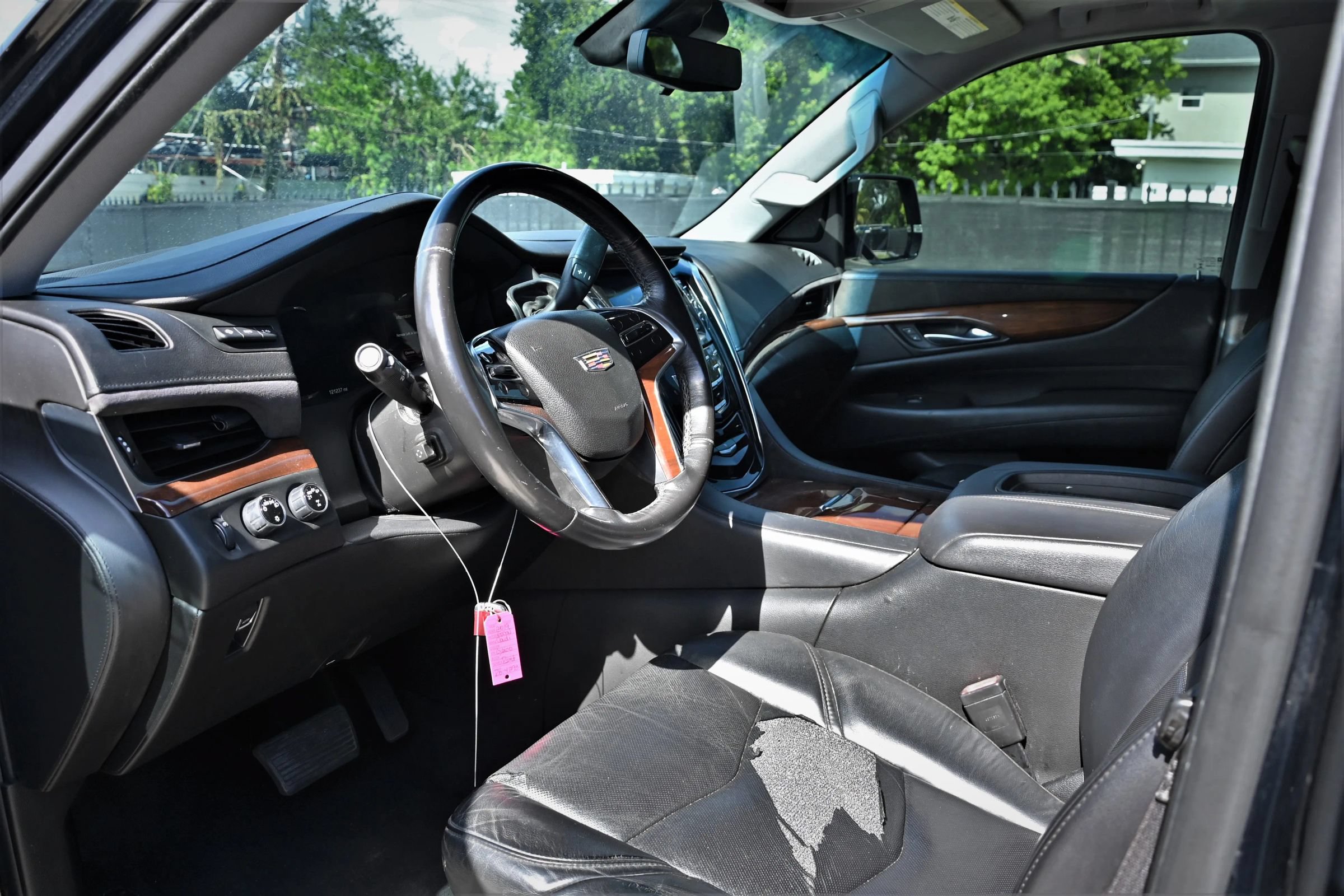 Used 2019 Cadillac Escalade ESV Premium Luxury AWD/4WD image 13