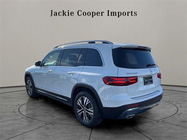 New 2026 Mercedes-Benz GLB 250 image 3