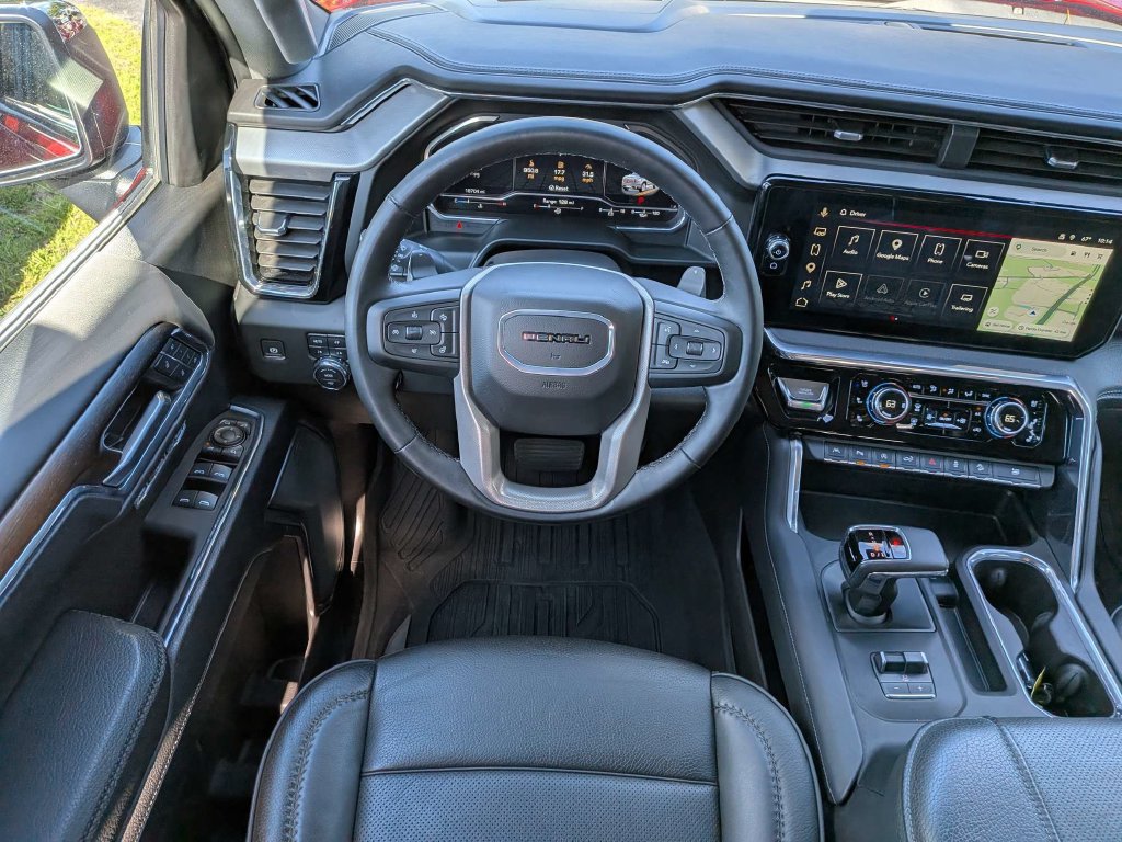 Used 2024 GMC Sierra 1500 Denali w/ Denali Reserve Package AWD/4WD image 15