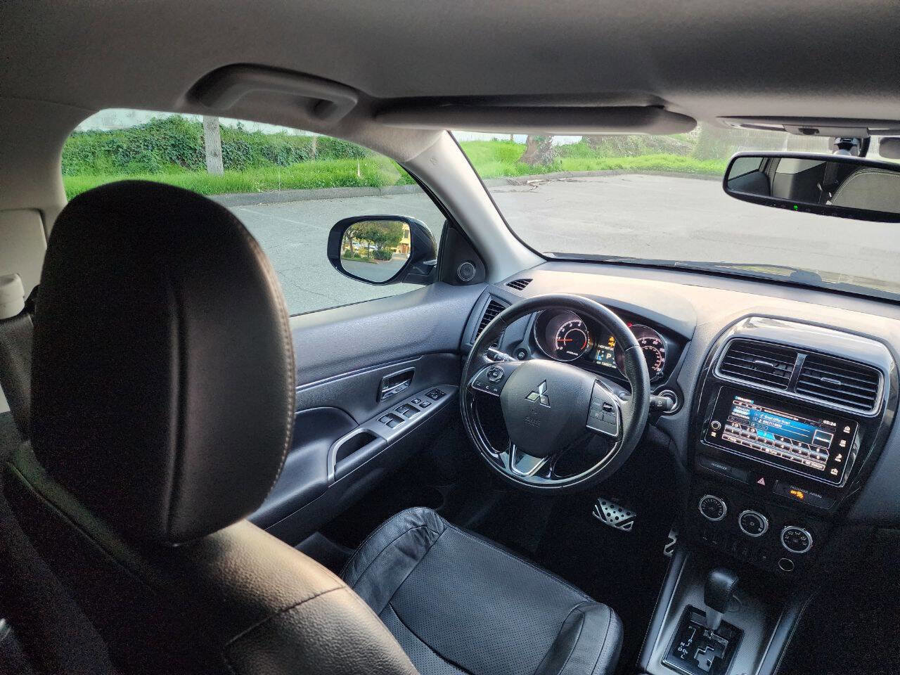 Used 2018 Mitsubishi Outlander Sport SEL image 34