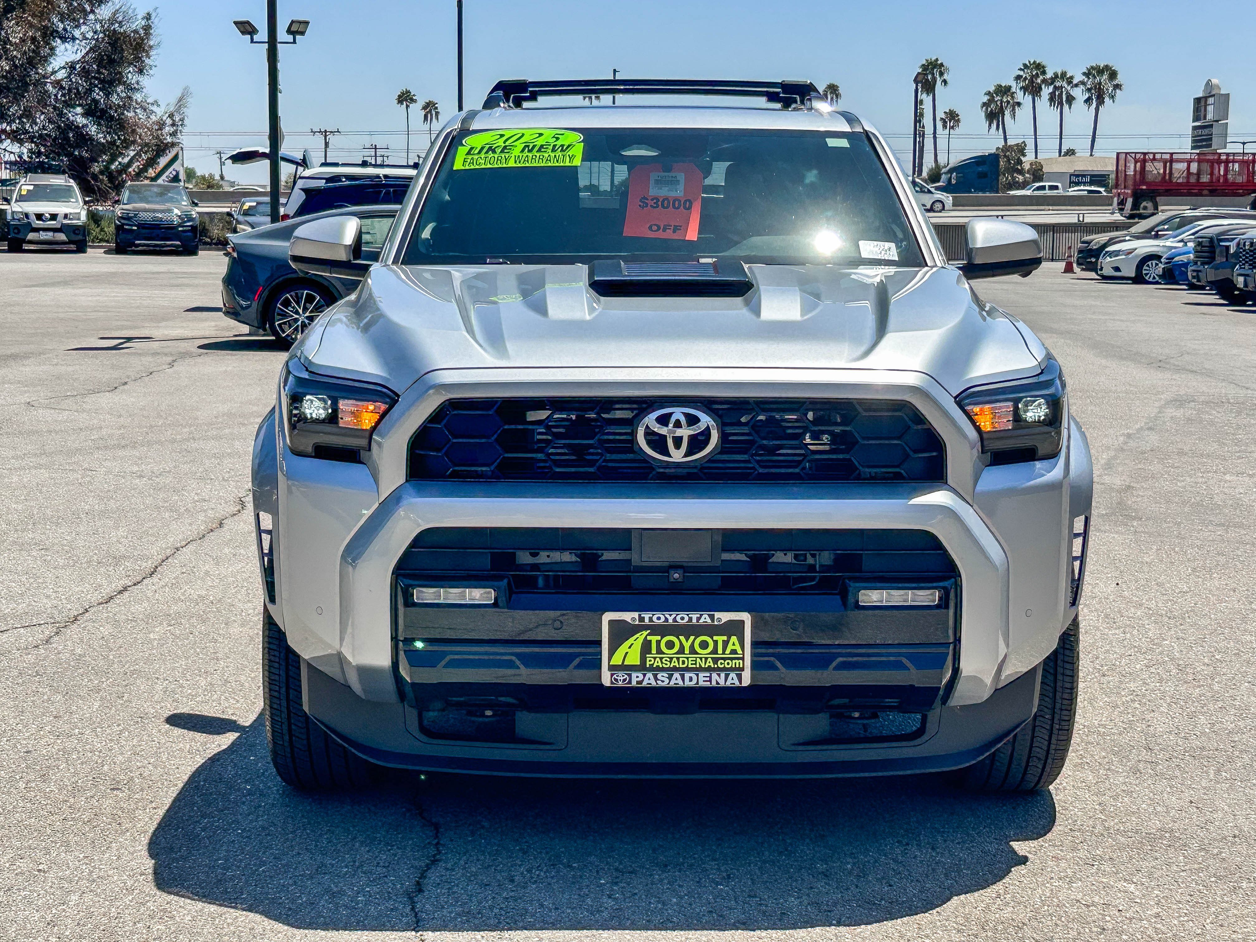 Used 2025 Toyota 4Runner TRD Sport Premium AWD/4WD image 2