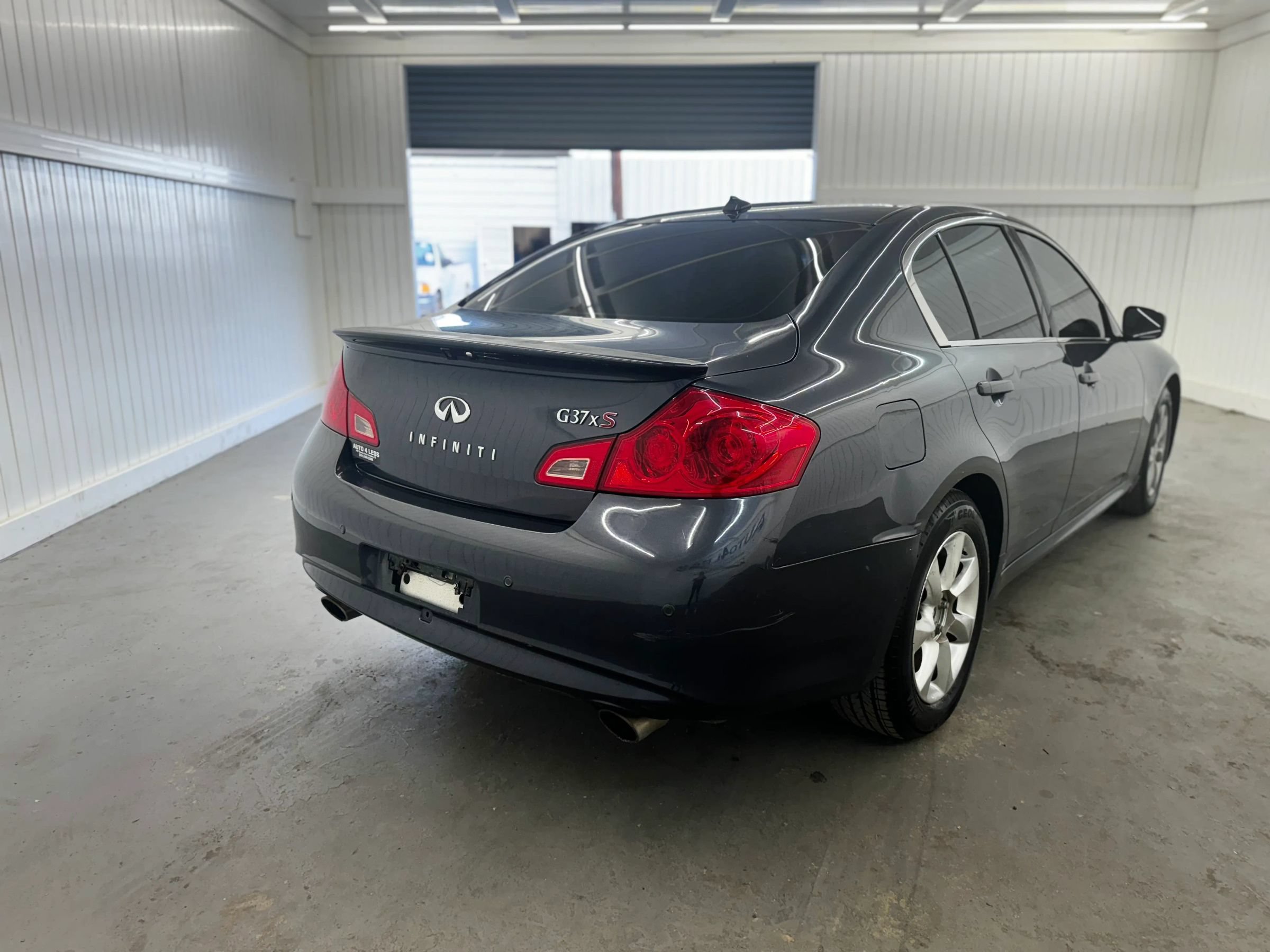 Used 2011 INFINITI G37 x Sedan w/ Premium Pkg AWD/4WD image 5
