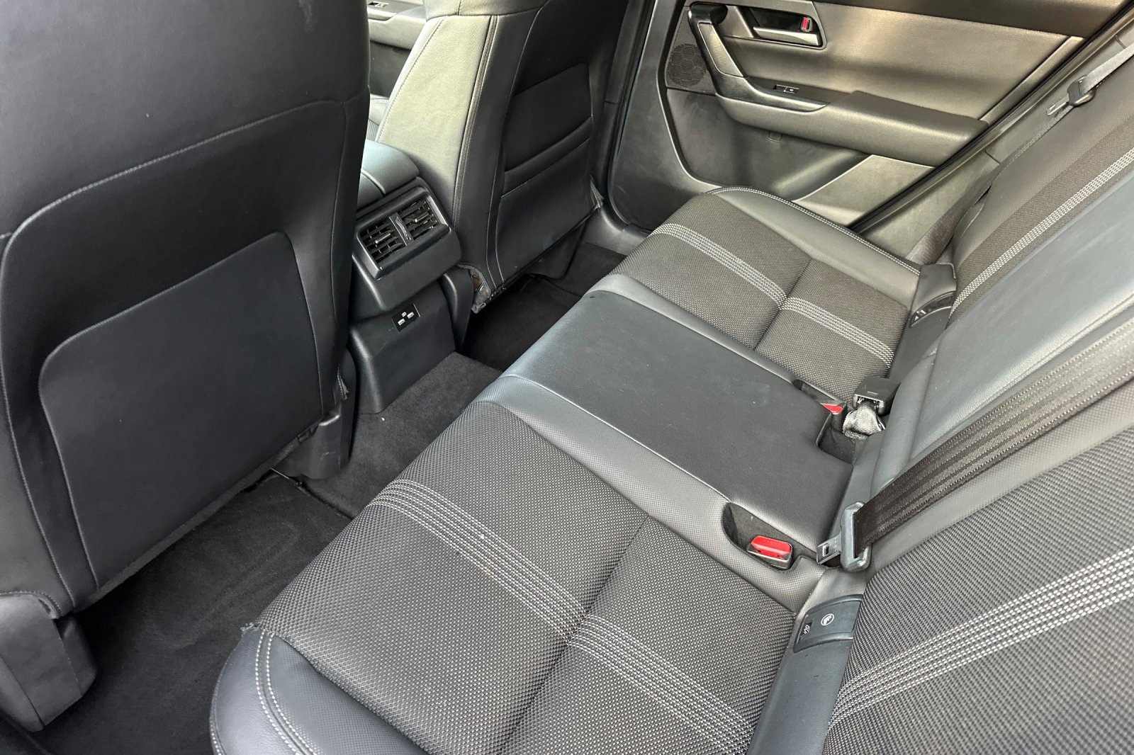 Used 2024 MAZDA CX-50 AWD 2.5 S w/ Preferred Package image 13