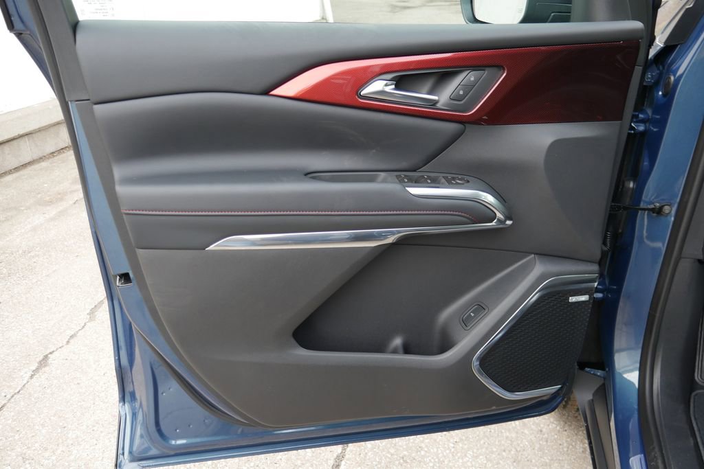 New 2026 Chevrolet Traverse Z71 image 29