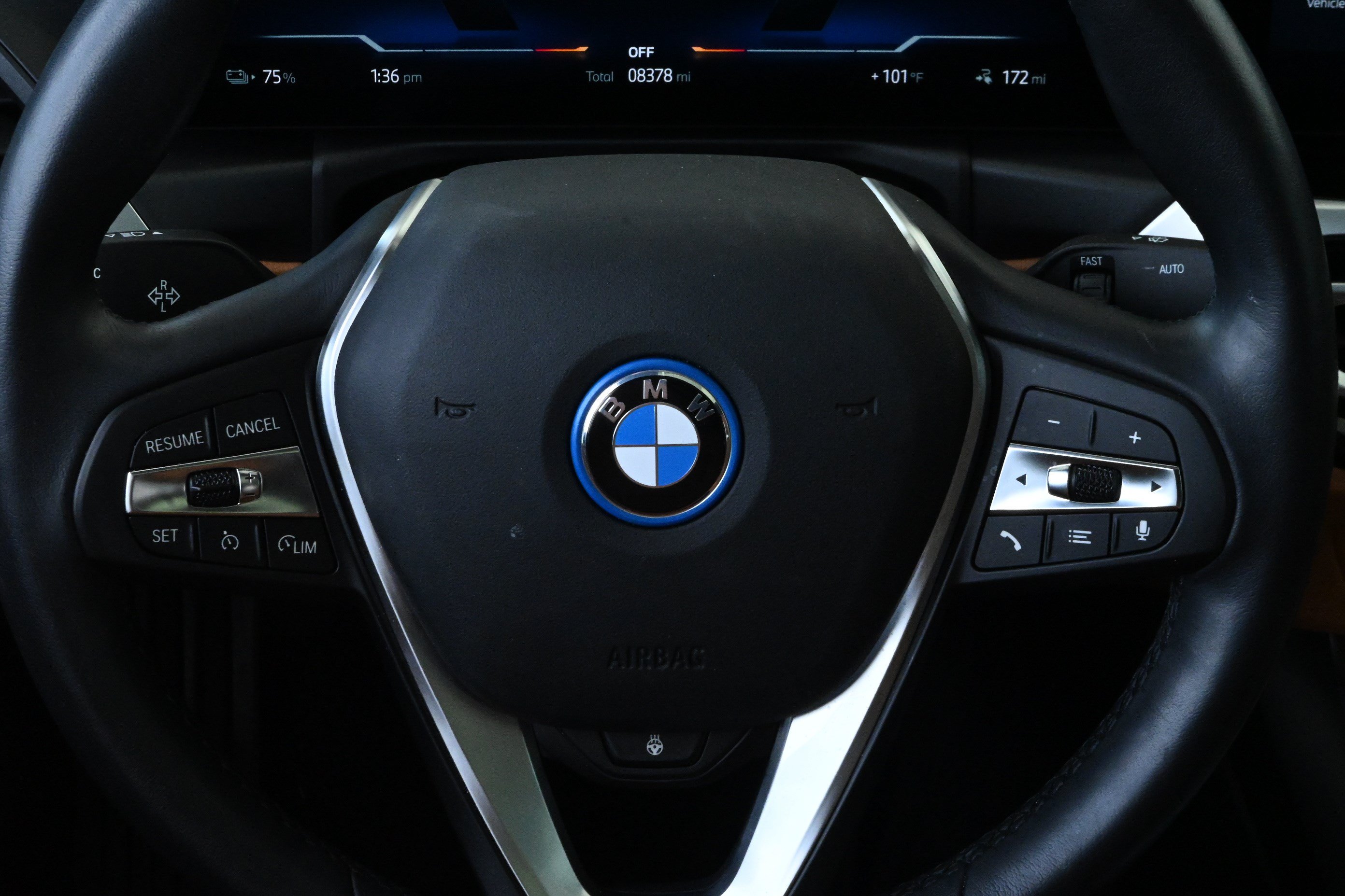 Used 2024 BMW i4 eDrive40 w/ Premium Package RWD image 29