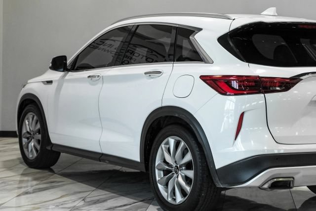 Used 2020 INFINITI QX50 Luxe w/ Navigation Package FWD image 15