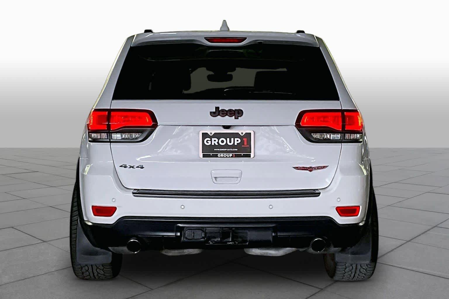 Used 2018 Jeep Grand Cherokee Trailhawk w/ Trailhawk Luxury Group image 4