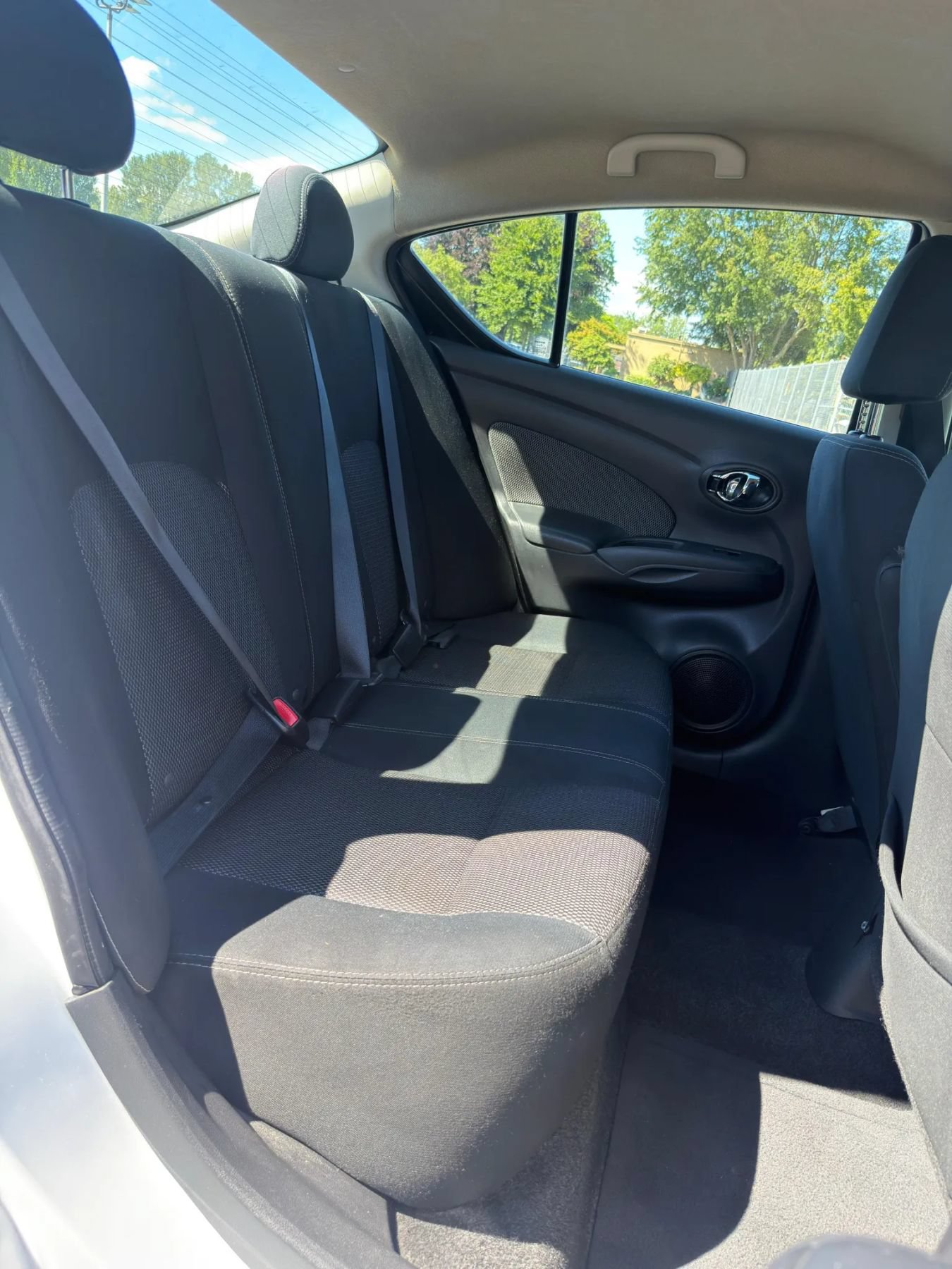Used 2016 Nissan Versa SV FWD image 12