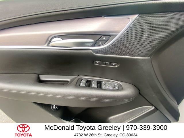 Used 2017 Cadillac XT5 Luxury w/ Driver Awareness Package image 13