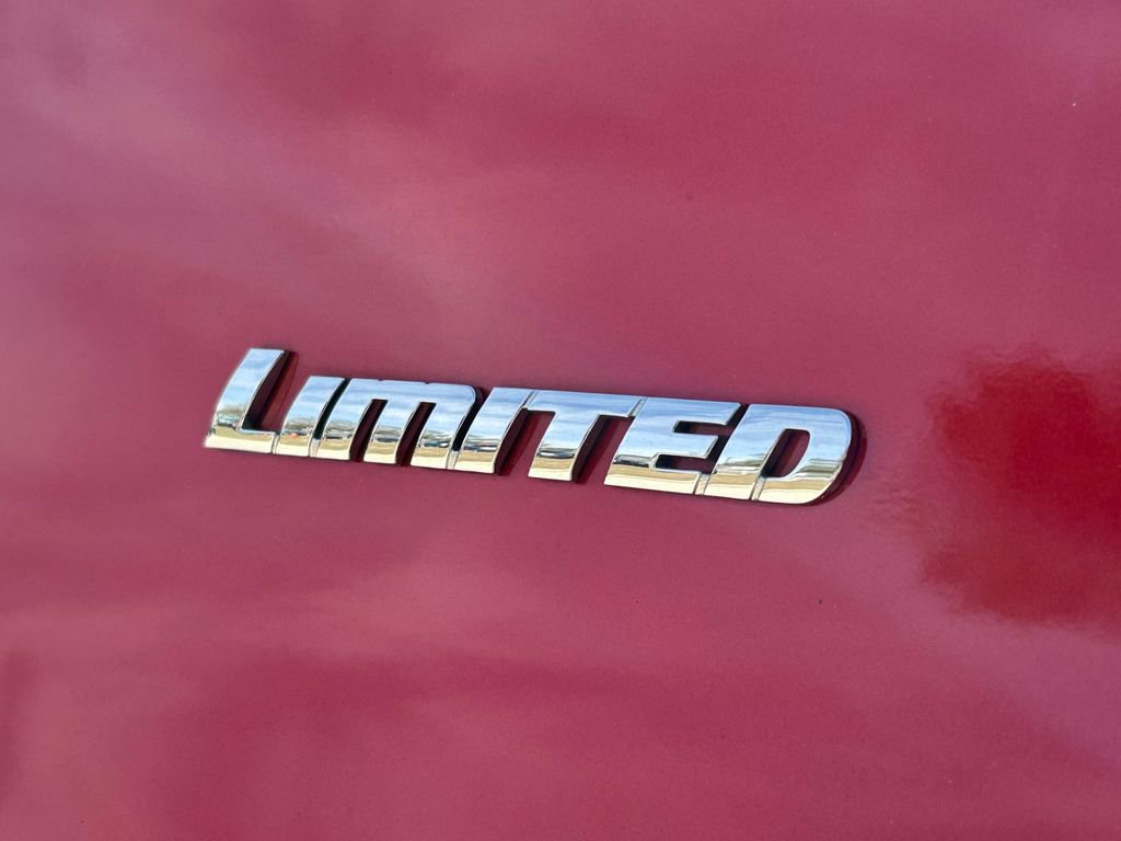 Used 2023 Toyota 4Runner Limited image 14