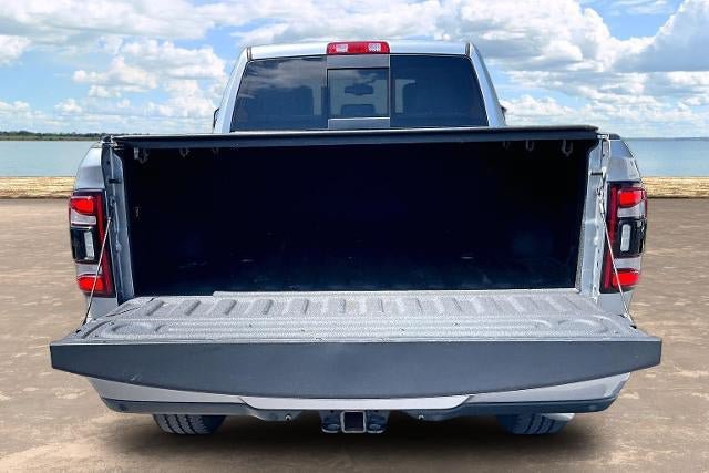 Used 2021 RAM 2500 Laramie w/ Night Edition AWD/4WD image 7