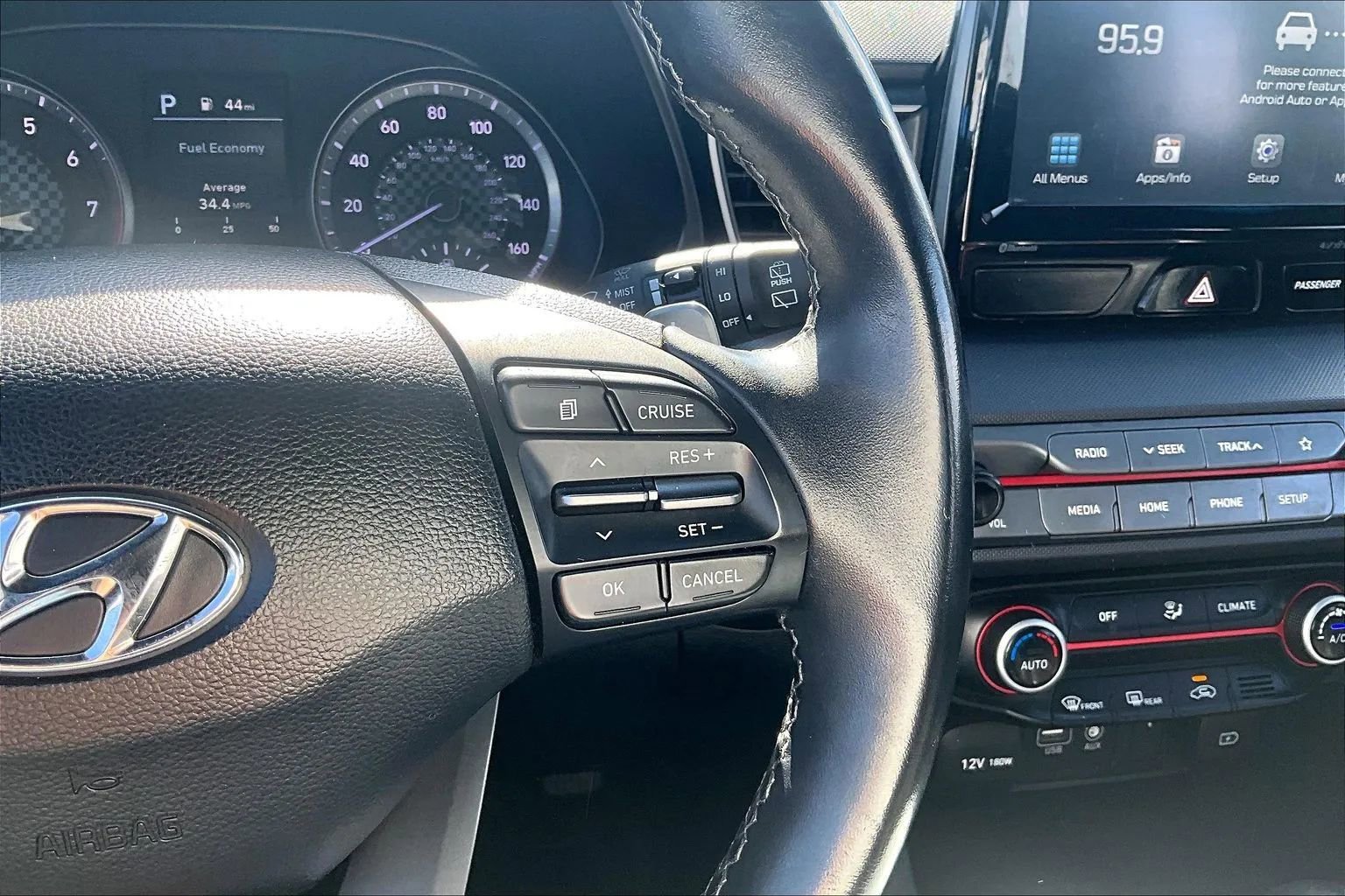 Used 2019 Hyundai Veloster 2.0 Premium FWD image 18