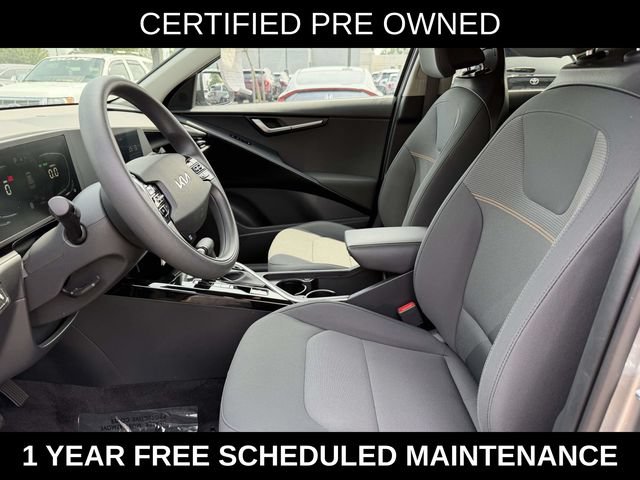 Used 2025 Kia Niro LX FWD image 15