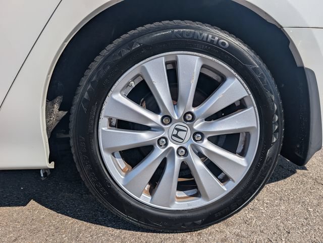 Used 2011 Honda Accord EX-L image 26