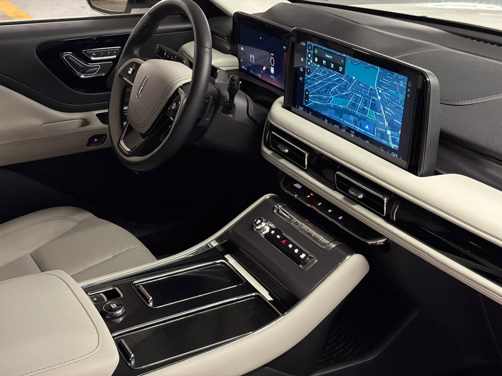 New 2026 Lincoln Aviator AWD image 11