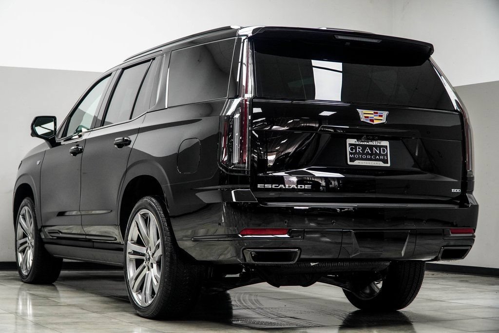 Used 2026 Cadillac Escalade Platinum Sport AWD/4WD image 13