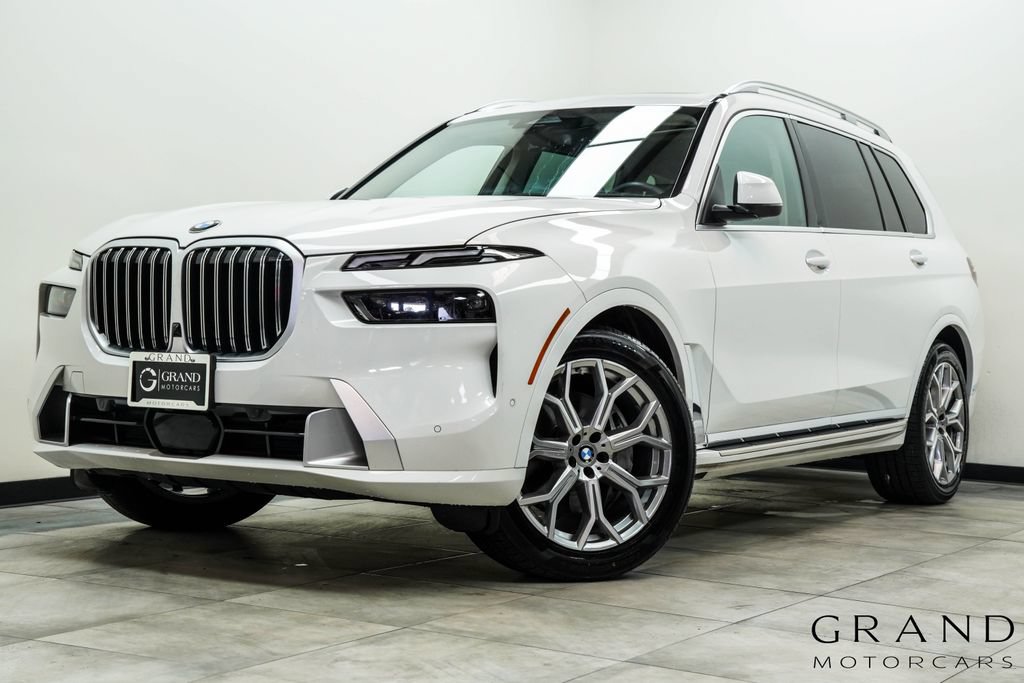 Used 2026 BMW X7 xDrive40i AWD/4WD image 1