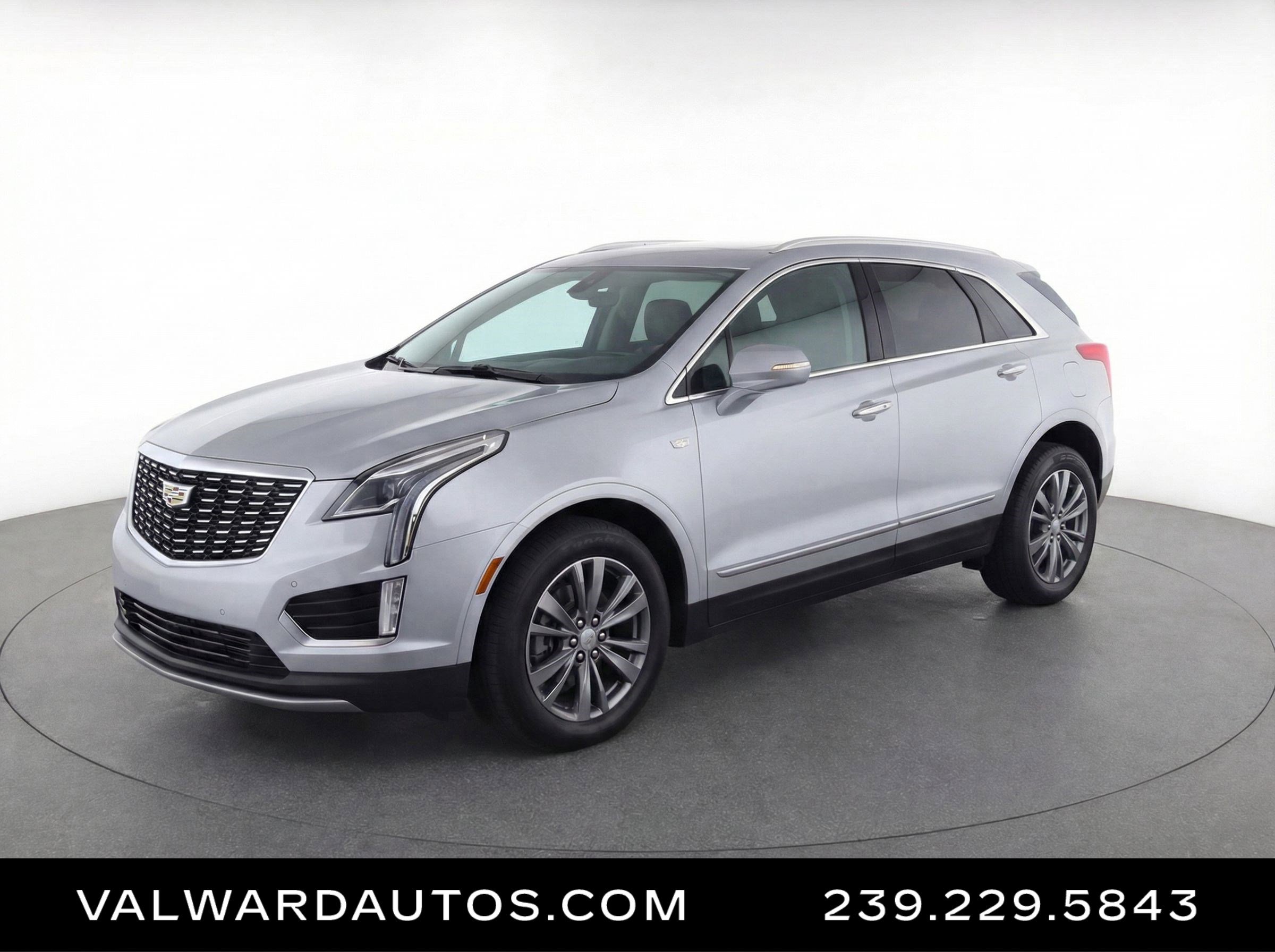 Certified 2024 Cadillac XT5 Premium Luxury FWD image 1
