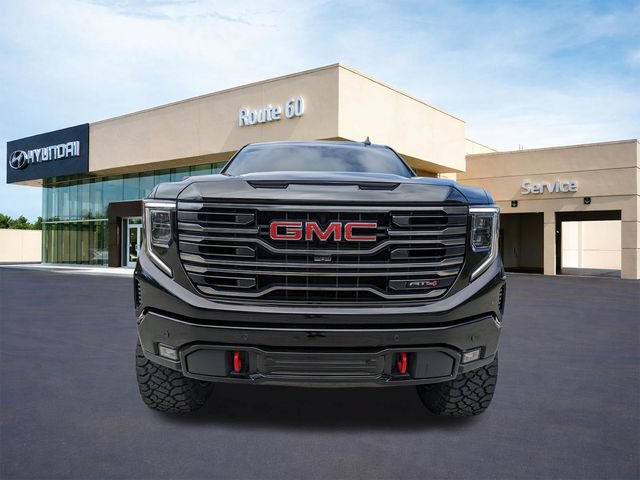 Used 2025 GMC Sierra 1500 AT4 w/ AT4 Premium Package AWD/4WD image 9
