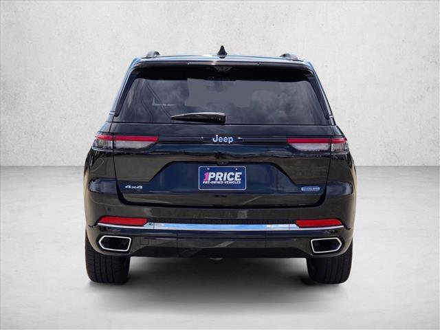 Used 2022 Jeep Grand Cherokee Overland w/ Luxury Tech Group IV AWD/4WD image 6