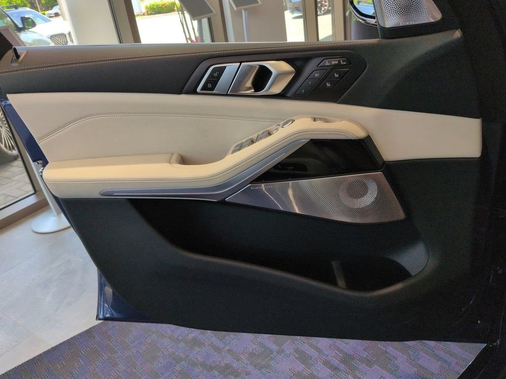 New 2026 BMW ALPINA XB7 AWD/4WD image 29
