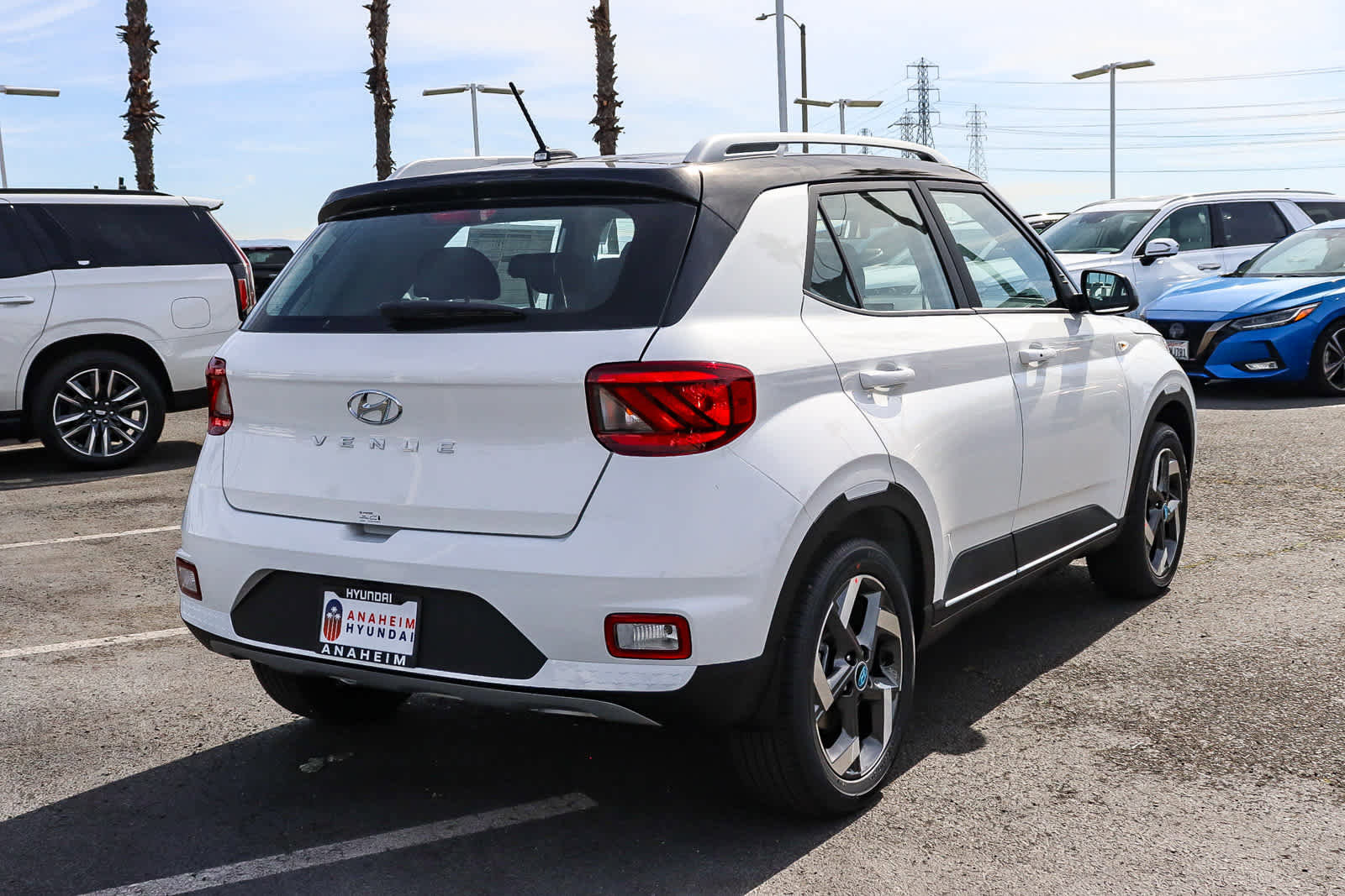 New 2026 Hyundai Venue SEL FWD image 8