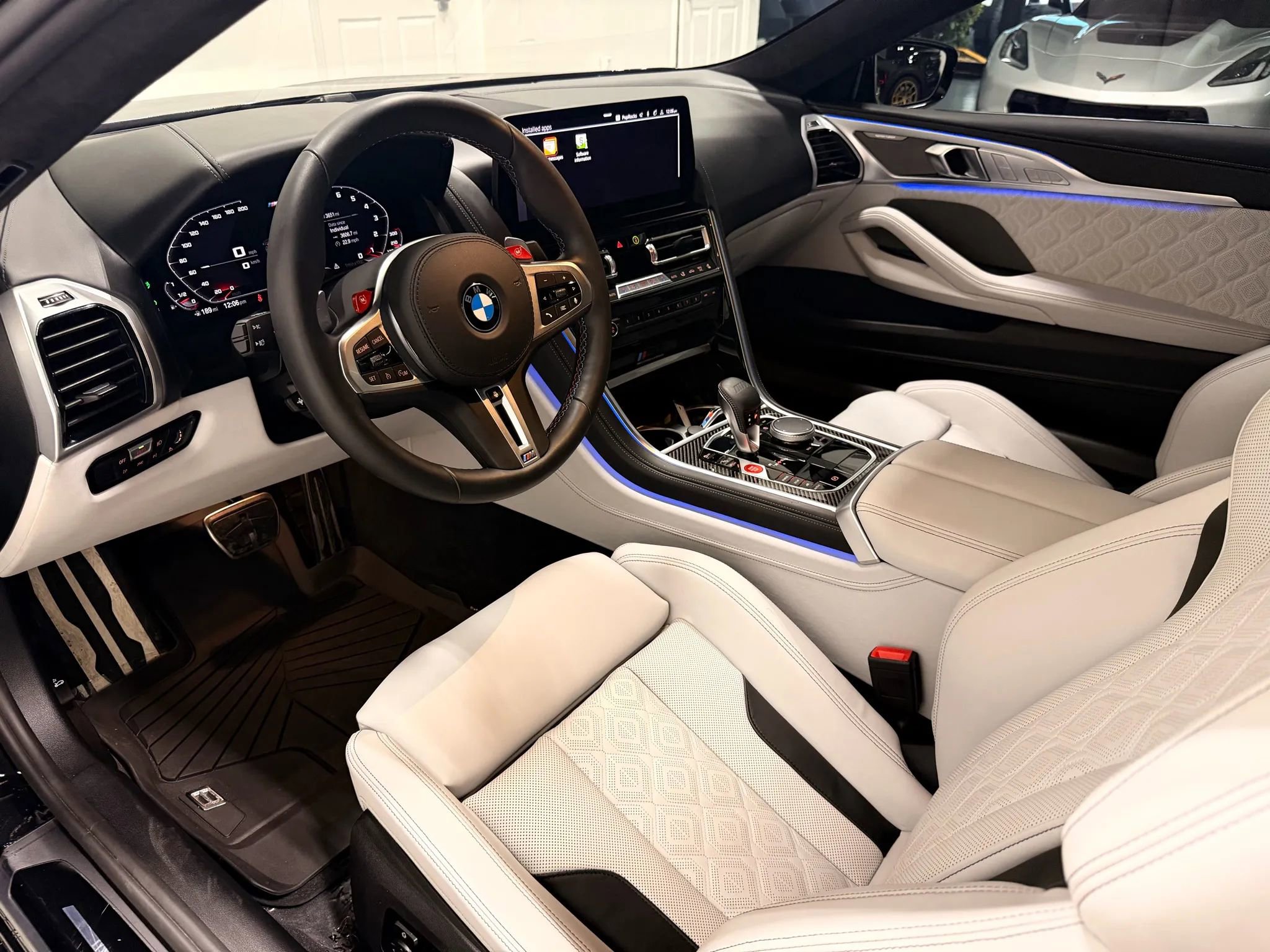 Used 2025 BMW M8 Competition image 34