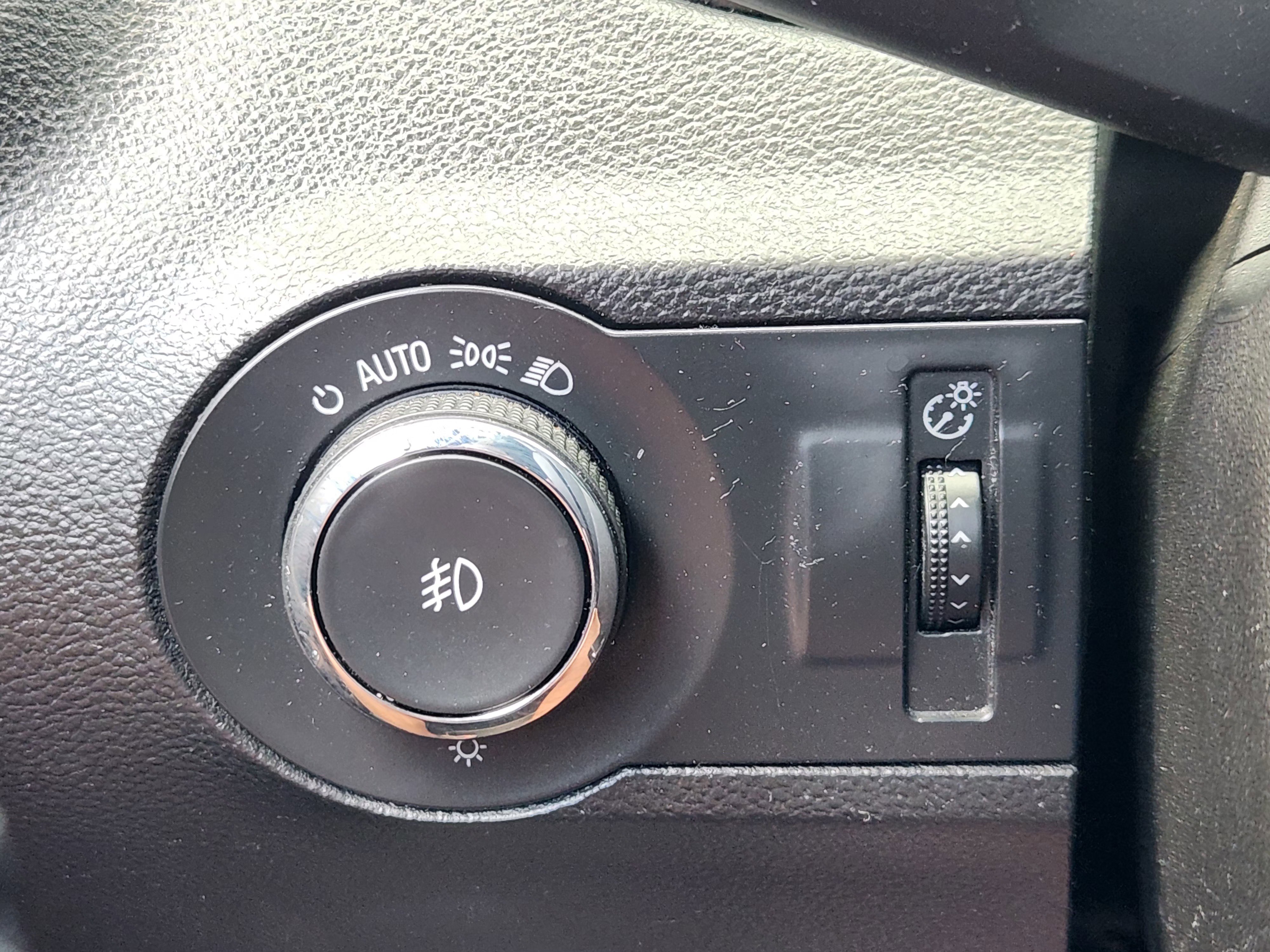 Used 2015 Chevrolet Camaro LT w/ RS Package RWD image 22